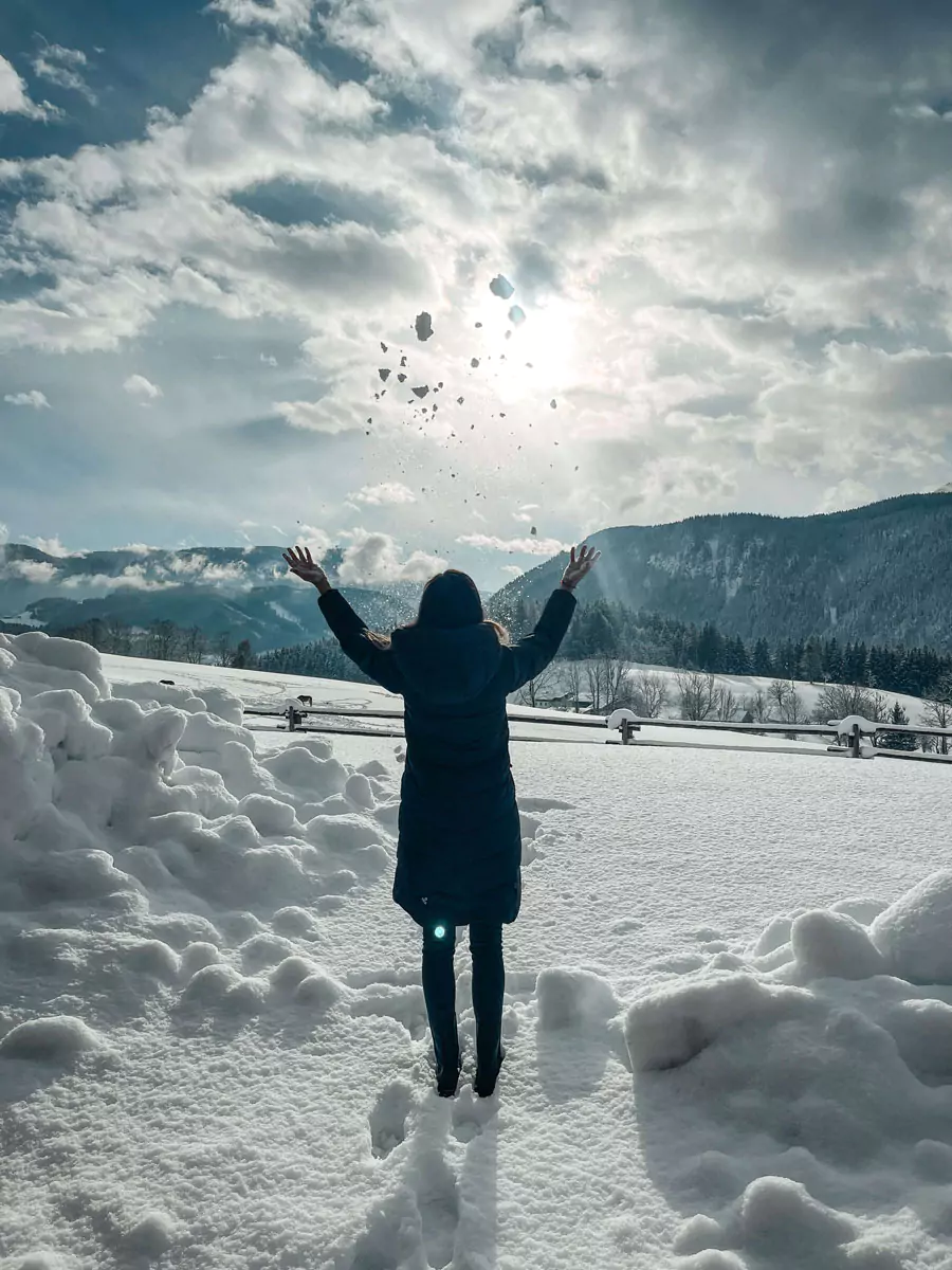 Winterstellgut Schnee Sonne