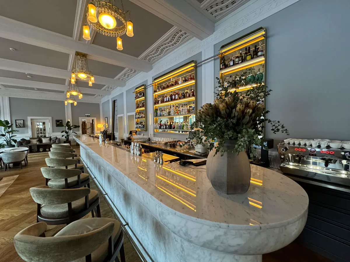 cocotravel grace st moritz n5 the bar 2 cocotravel grace st moritz n5 the bar 2