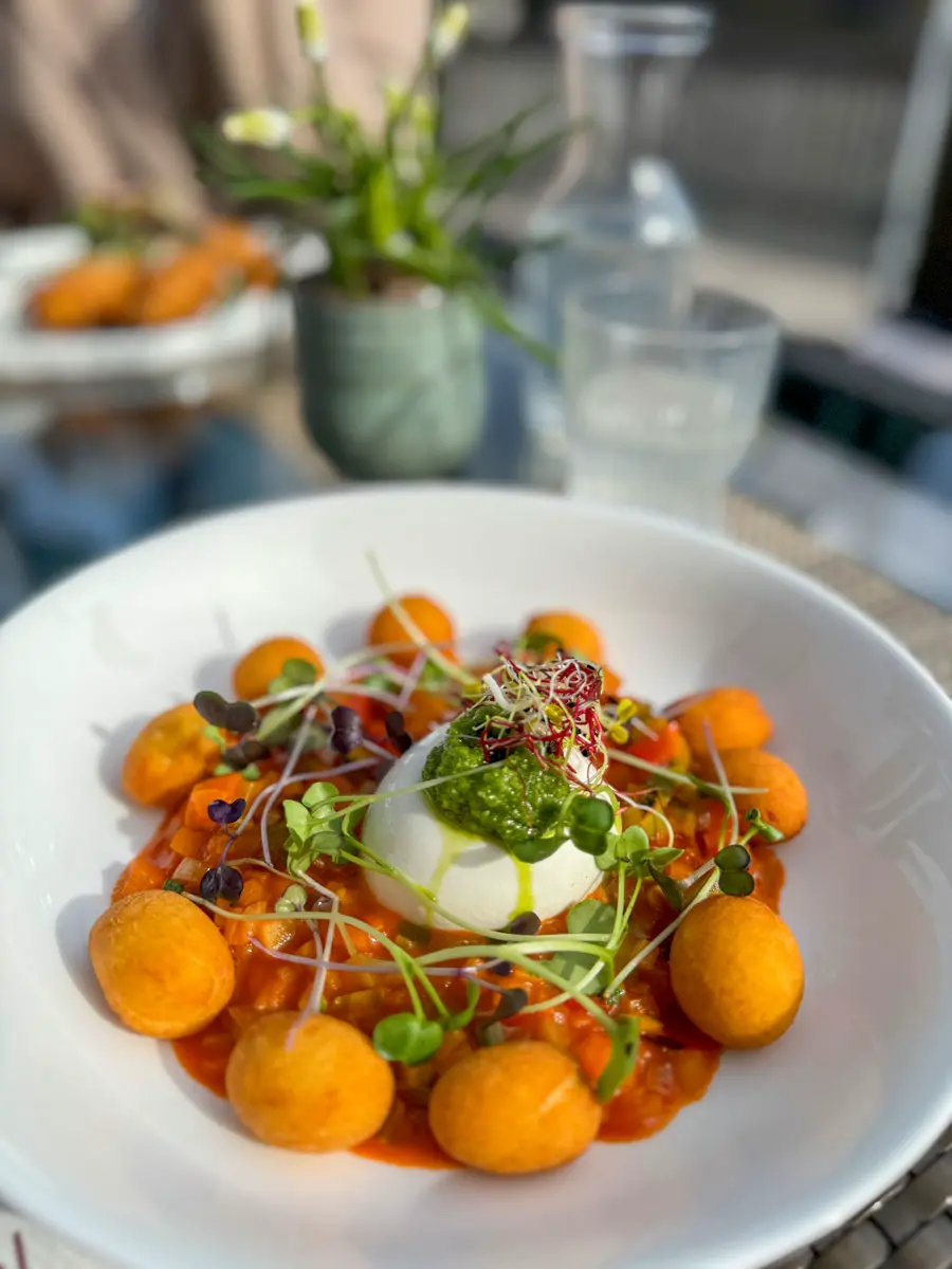 Tauroa Seehotel Grundlsee Essen Terrasse Tauroa Seehotel Grundlsee Essen Terrasse