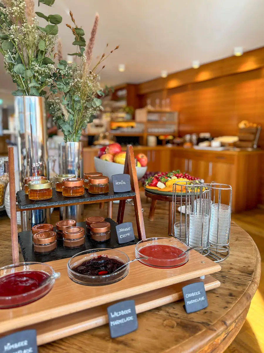 Tauroa Seehotel Grundlsee Fruehstueck 3 Tauroa Seehotel Grundlsee Fruehstueck 3