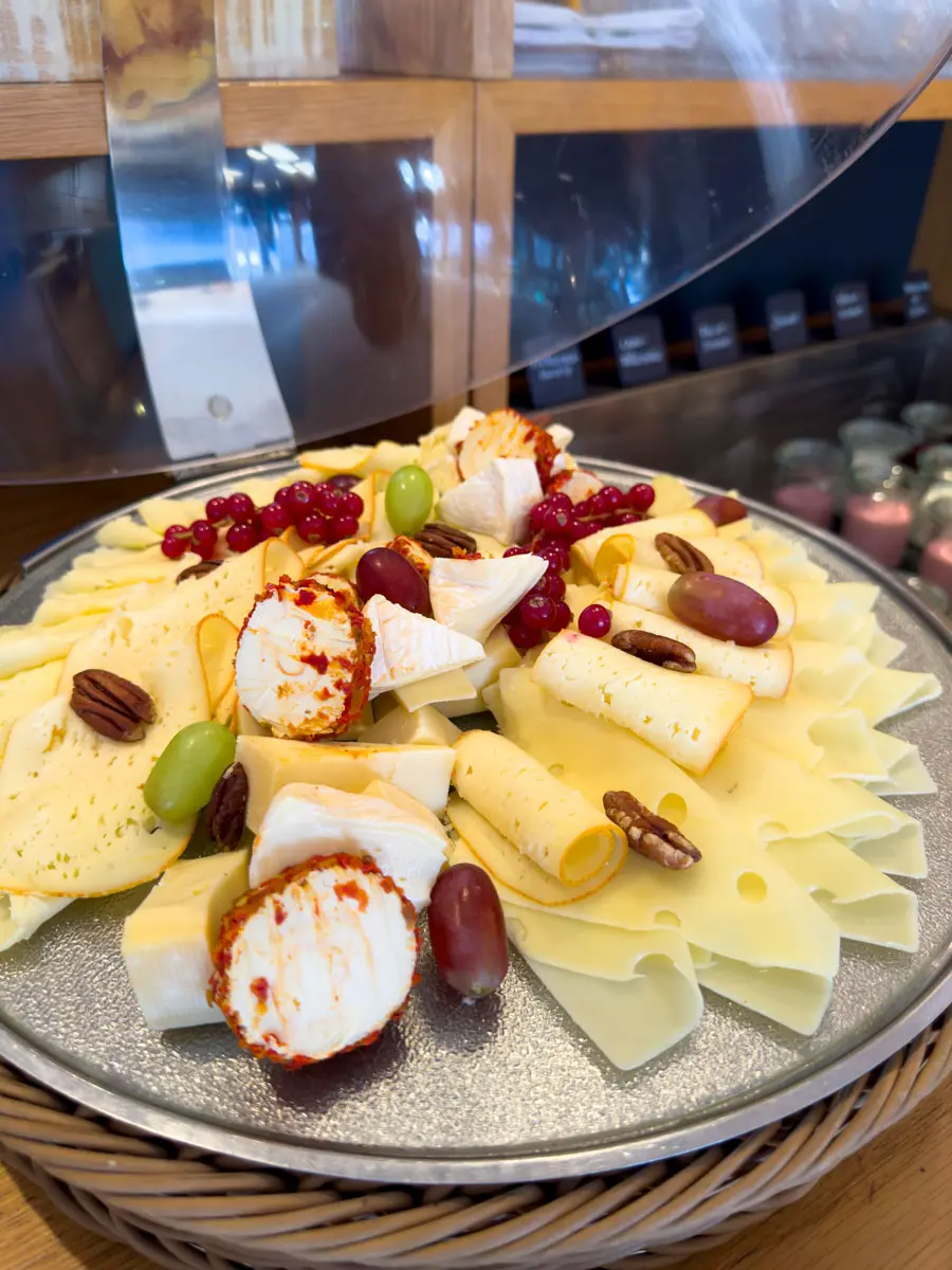 Tauroa Seehotel Grundlsee Fruehstueck 5 Tauroa Seehotel Grundlsee Fruehstueck 5