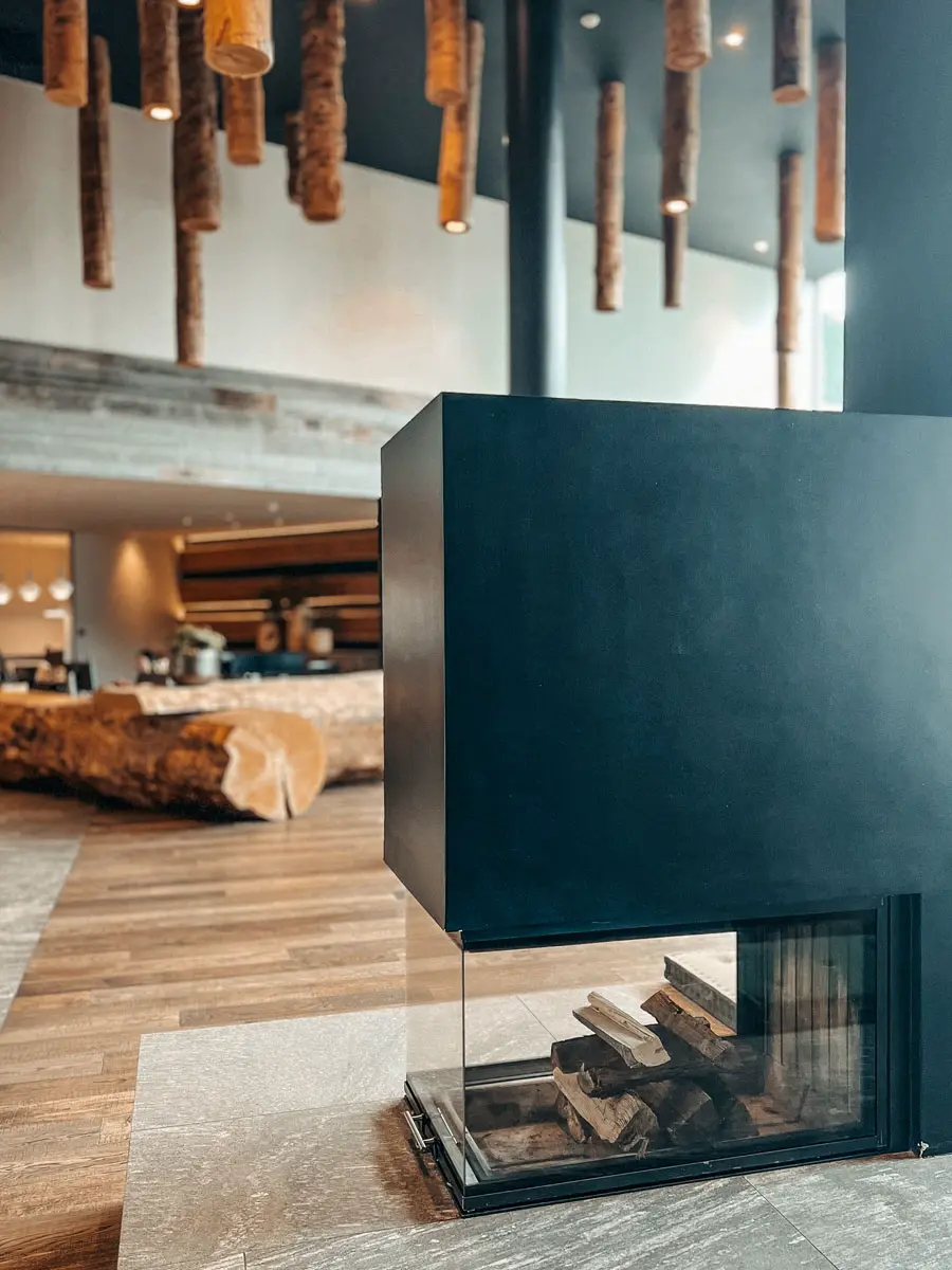 COCOtravel MyArbor Lobby