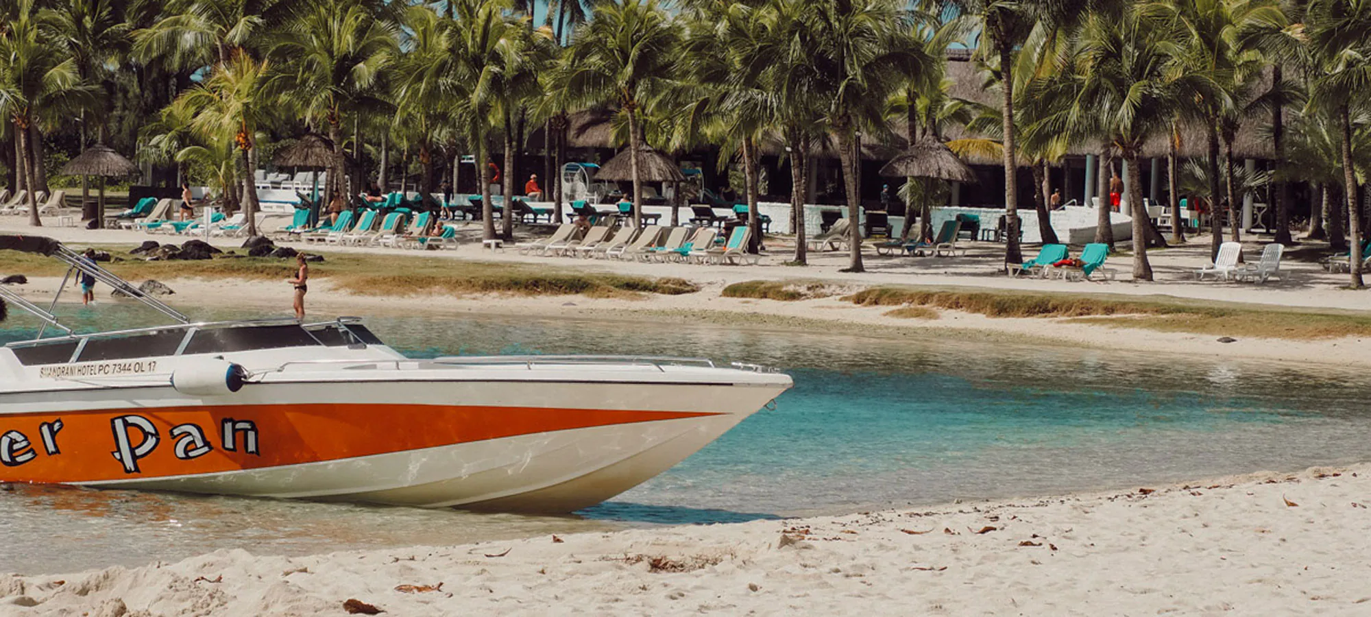 COCOtravel Beachcomber Shandrani Beach 5 Header