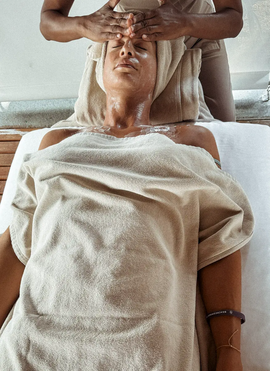 COCOtravel Beachcomber Shandrani Spa 11