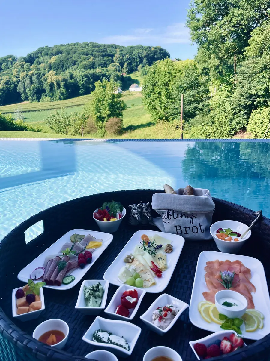 COCOtravel Julianhof Floating breakfast Pool COCOtravel Julianhof Floating breakfast Pool