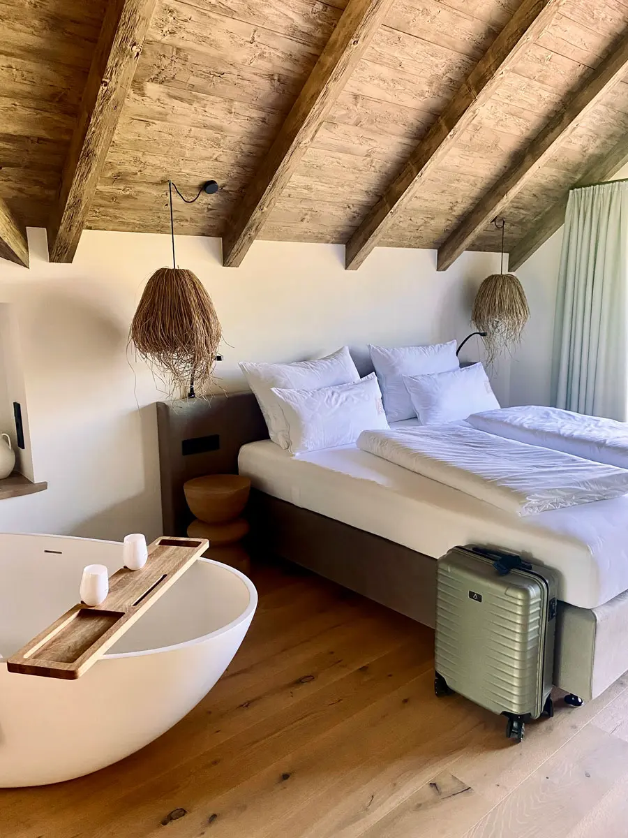 COCOtravel Julianhof Schlafzimmer 5 COCOtravel Julianhof Schlafzimmer 5