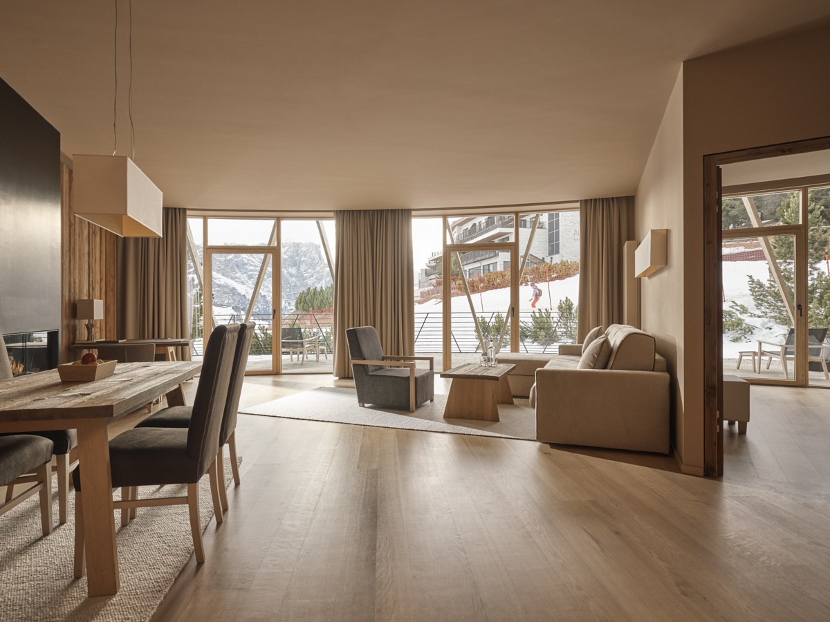COMO Alpina Dolomites suite interior