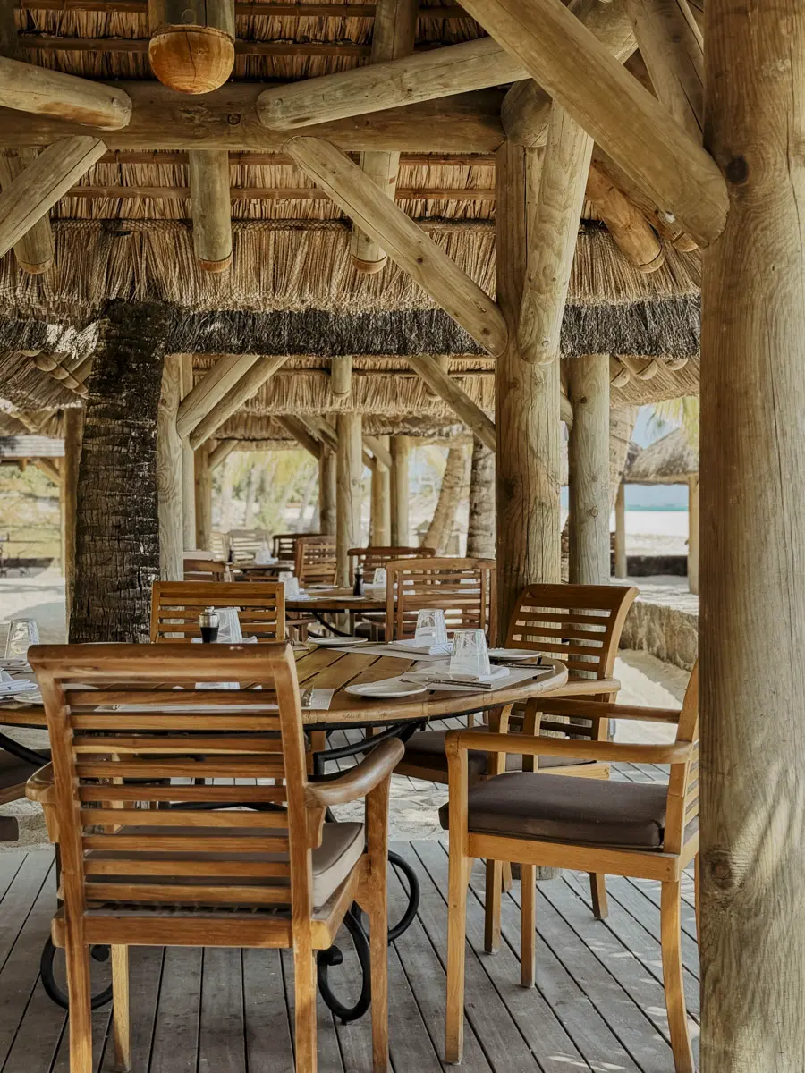 COCOtravel Beachcomber Dinarobin Lunch 2 COCOtravel Beachcomber Dinarobin Lunch 2