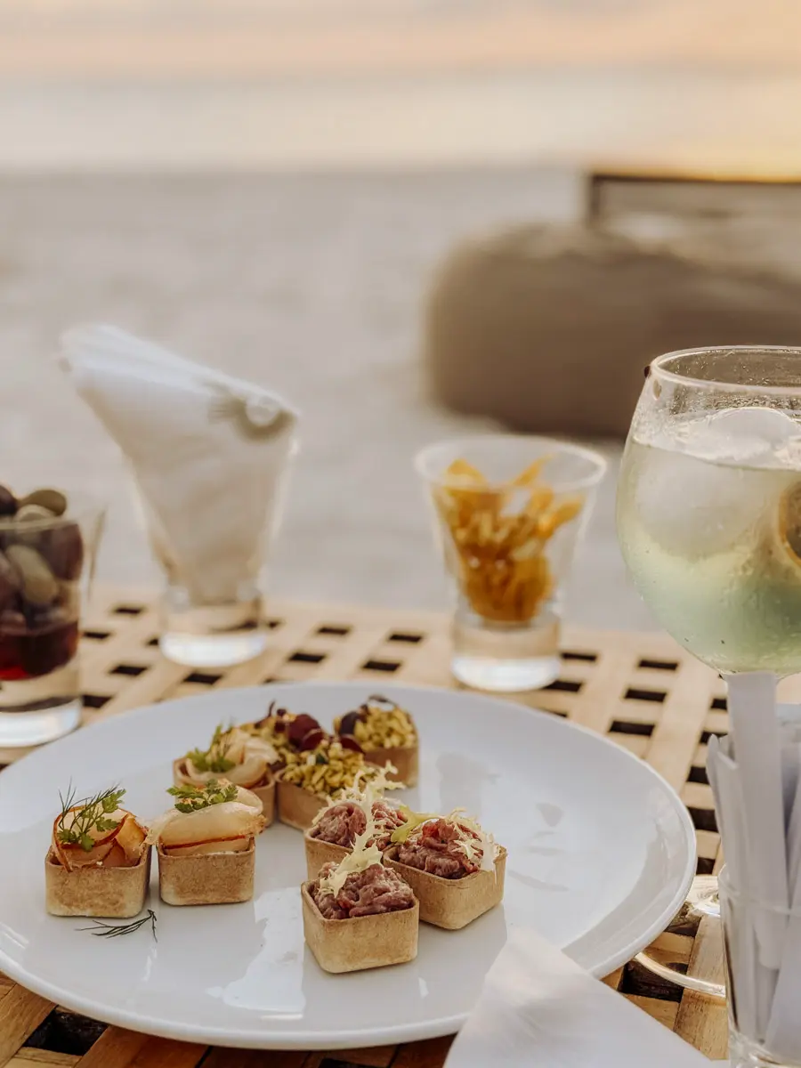 COCOtravel Beachcomber Dinarobin Sundowner 3 COCOtravel Beachcomber Dinarobin Sundowner 3