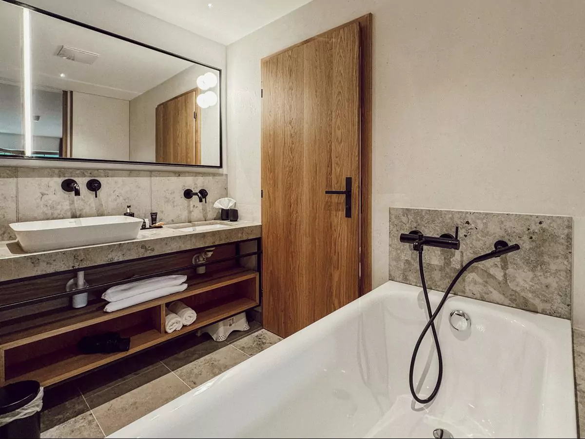 COCOtravel PostFamilyResort Zimmer 7 e1727102654576 COCOtravel PostFamilyResort Zimmer 7 e1727102654576