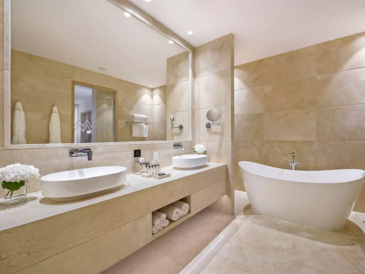 COCOtravel CapStGeorges Zypern Badezimmer