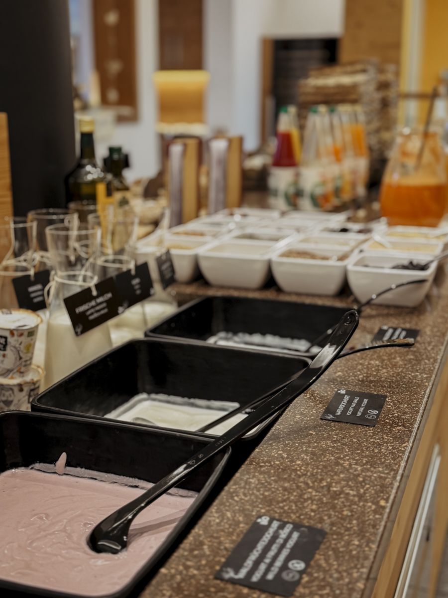 COCOtravel Suedtirol TheinersGarten Restaurant Fruehstueck 4