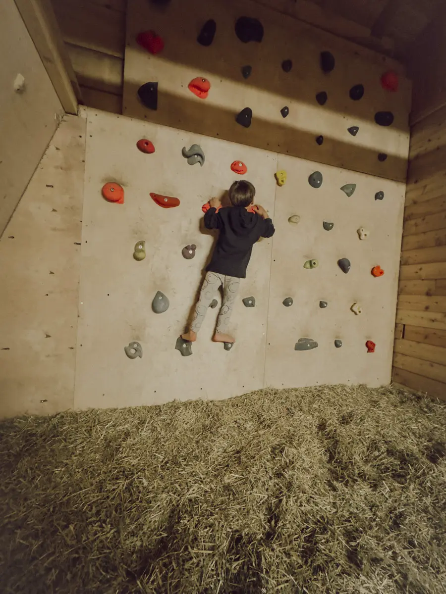 COCOtravel Valsegg Heuhupfen 86