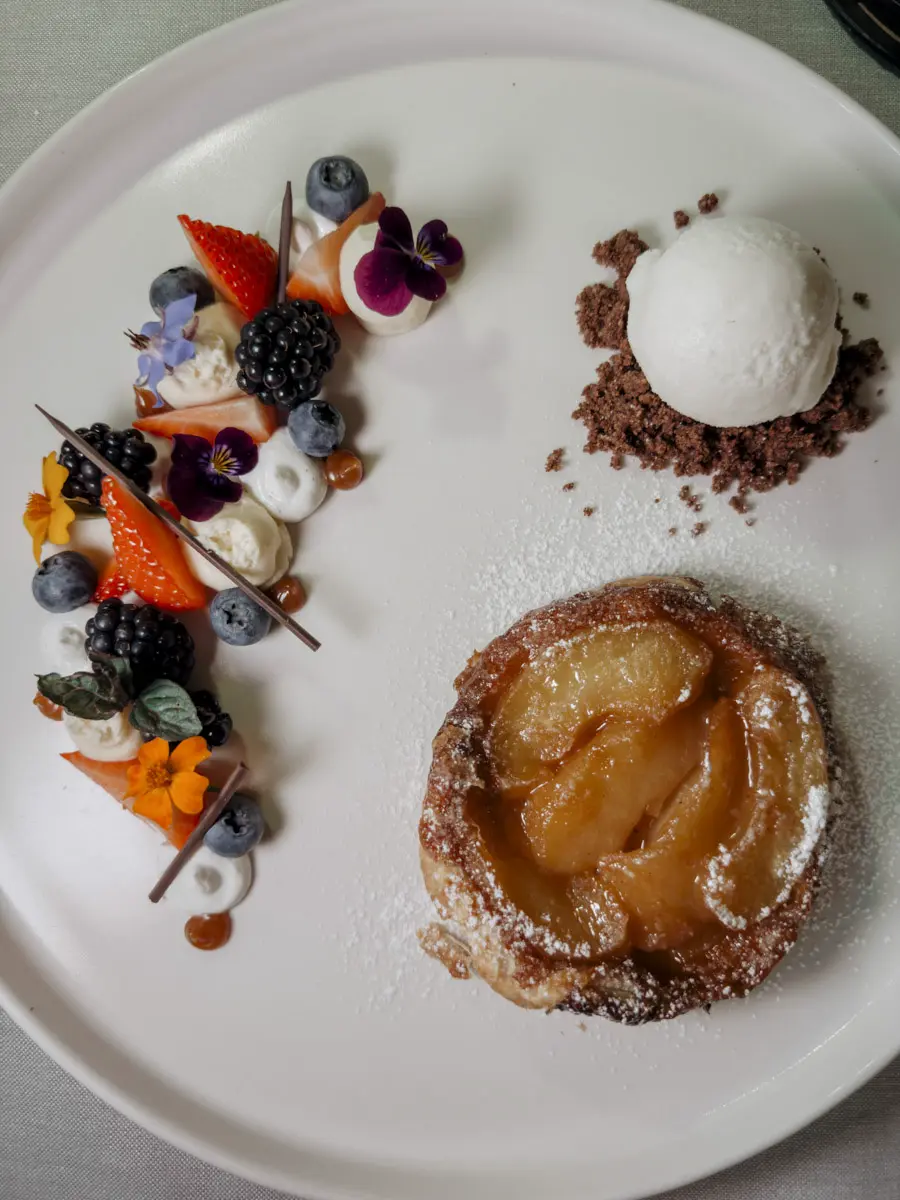 COCOtravel Valsegg Restaurant 148