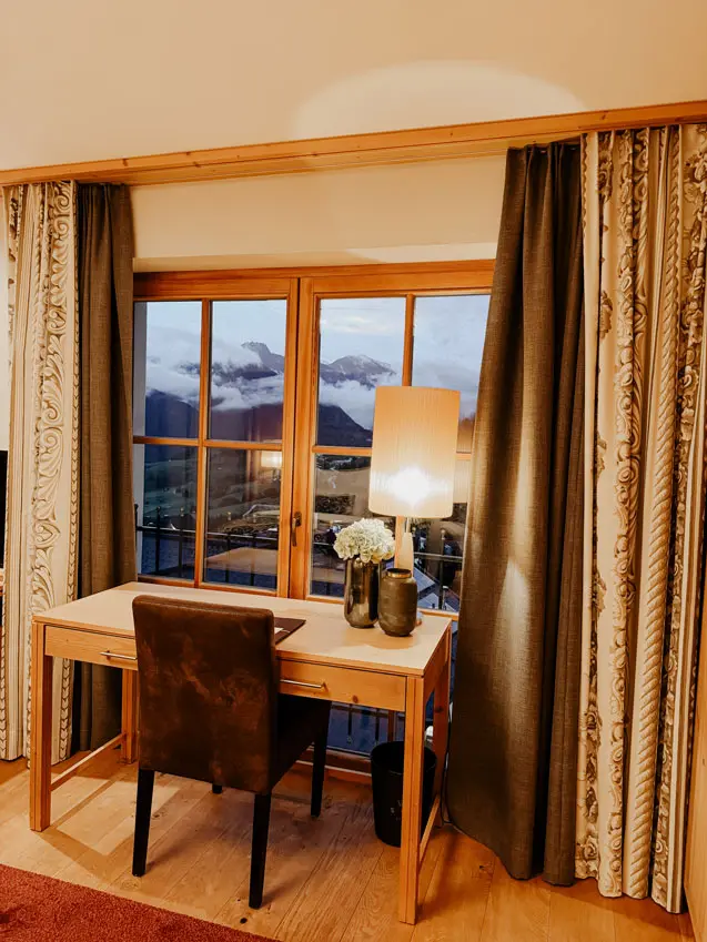 202409 SchlosshotelFiss Tag1 3Suite Roomtour15