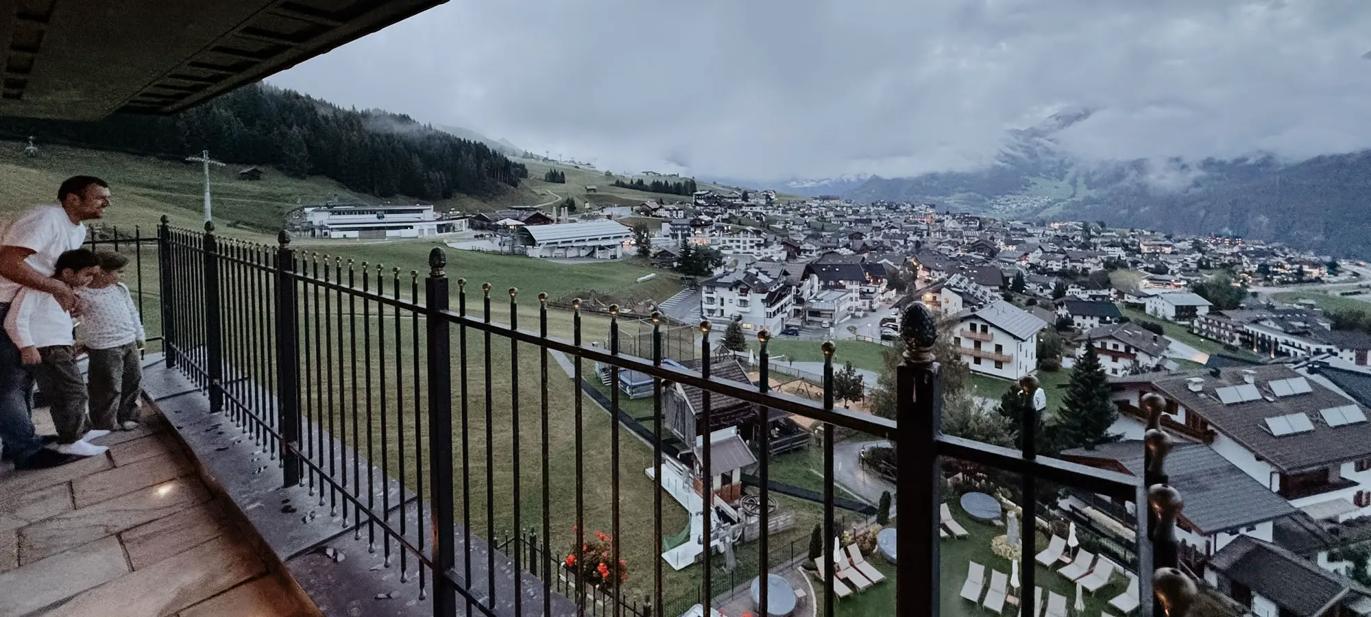 202409 SchlosshotelFiss Tag1 3Suite Roomtour5