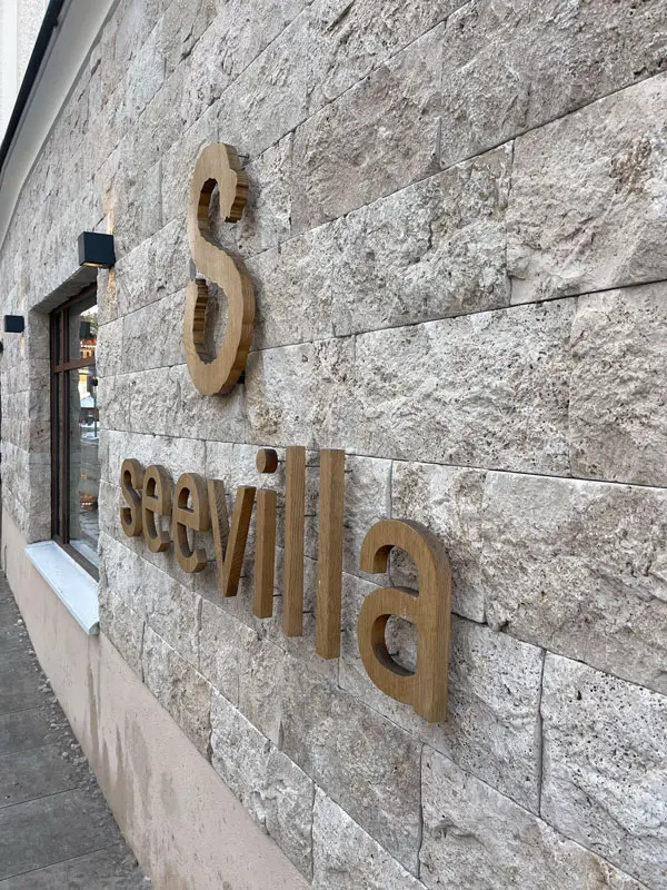 COCOtravel Seevilla Wolfgangsee Hotel Aussenbereich