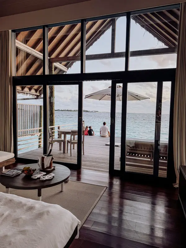Malediven ComoCocoa Tag1 13 Overwatervilla