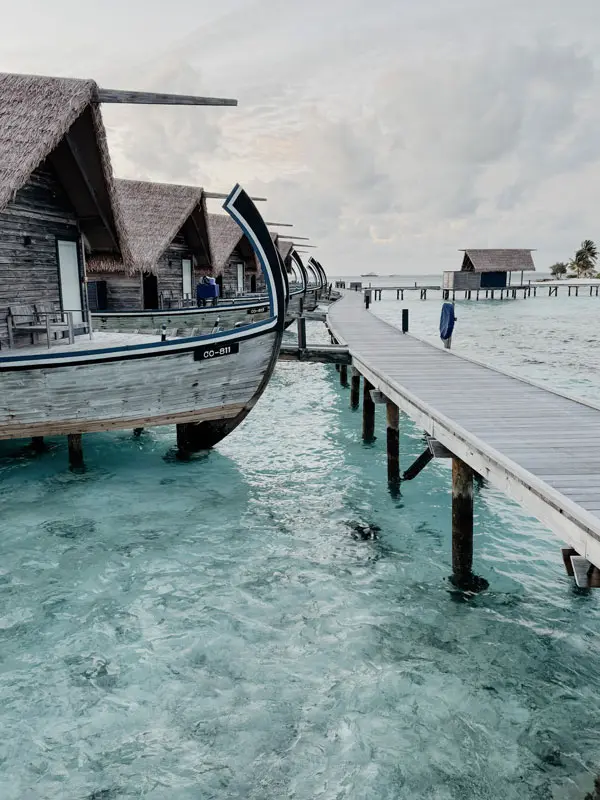 Malediven ComoCocoa Tag1 16 Overwatervilla