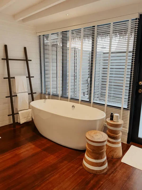 Malediven ComoCocoa Tag1 9 Overwatervilla