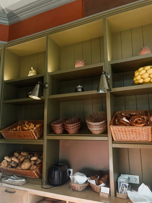 COCOtravel Bachmair Fruehstuecksraum