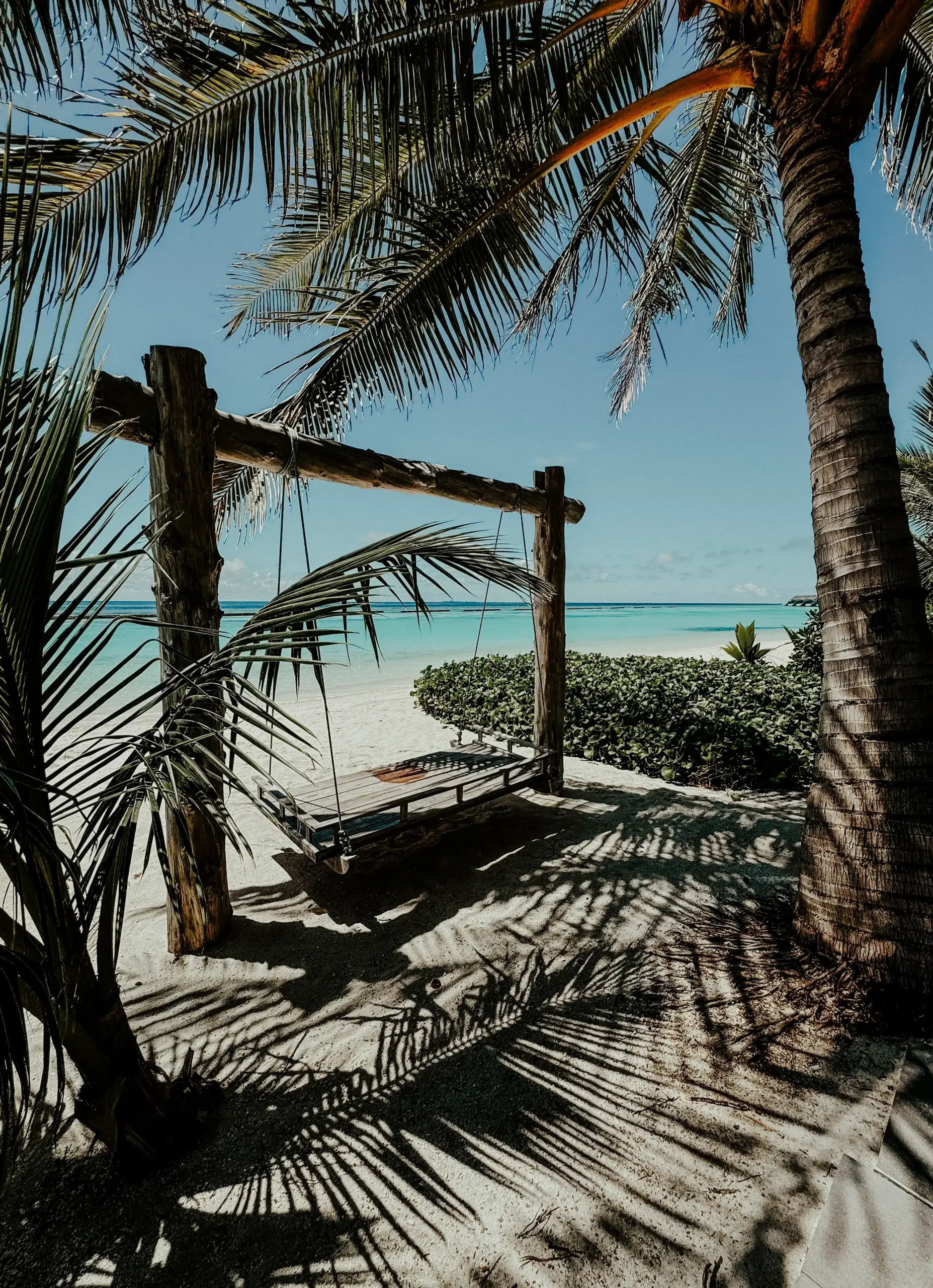 COCOtravel Malediven Kuramathi Beach 2 scaled