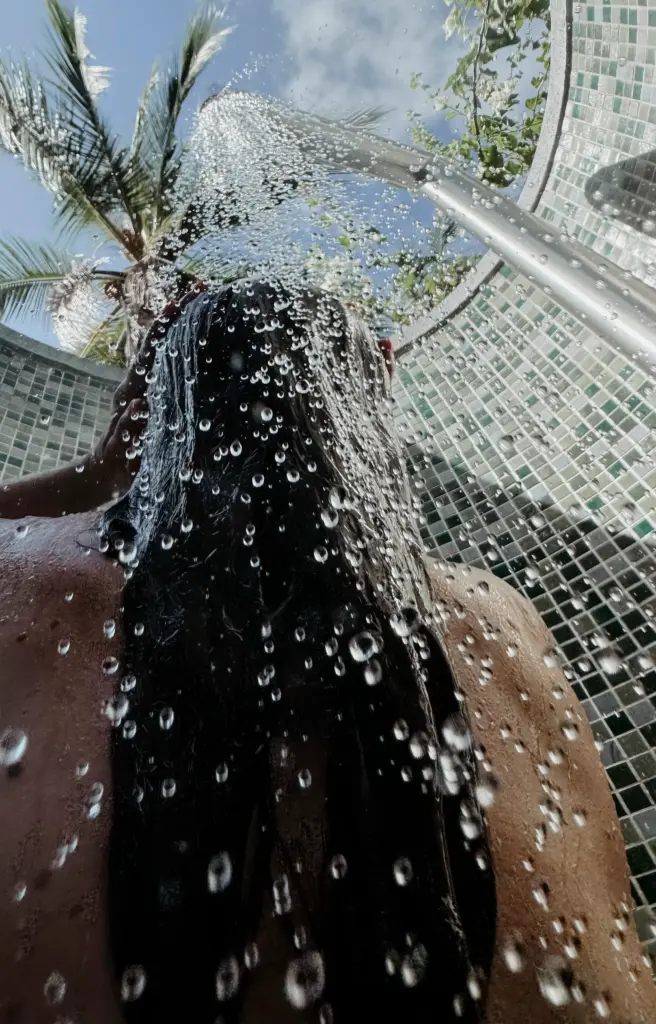 COCOtravel Malediven Kuramathi Zimmer Bad scaled