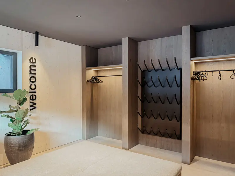 COCOtravel Oesterreich Studio963 Garderobe 2