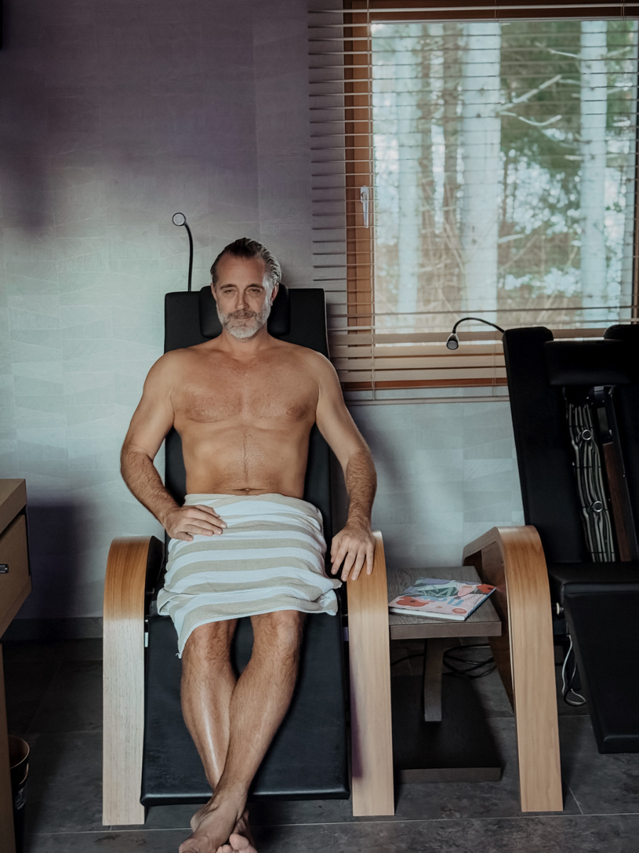 COCOtravel Baumhaus Lodge Gassner Neukirchen Andi Infrarotliege.JPG