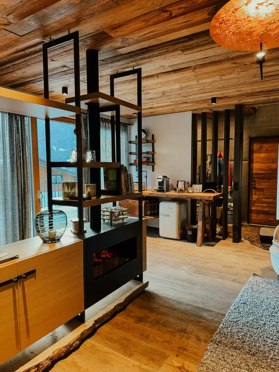 COCOtravel Baumhaus Lodge Gassner Neukirchen wohnbereich hoch.JPG COCOtravel Baumhaus Lodge Gassner Neukirchen wohnbereich hoch.JPG