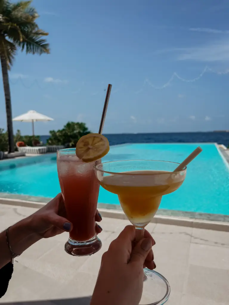 COCOtravel Oblu Select Lobigili Pool 2 1