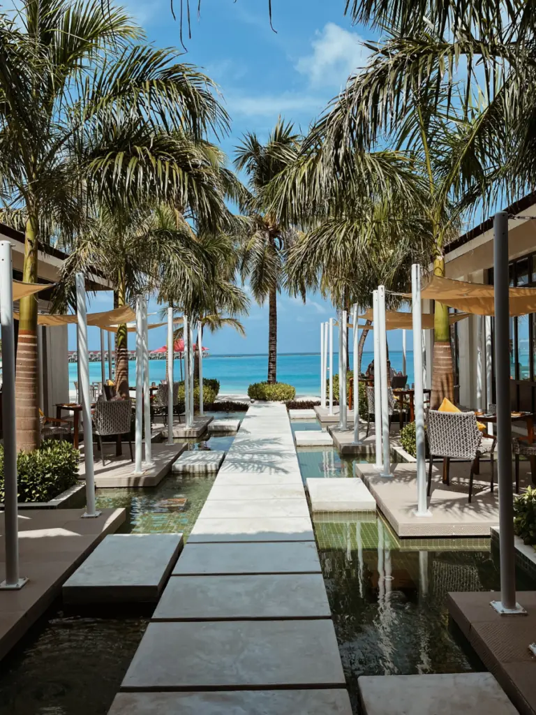 COCOtravel Oblu Select Lobigili Ylang Ylang Restaurant 2