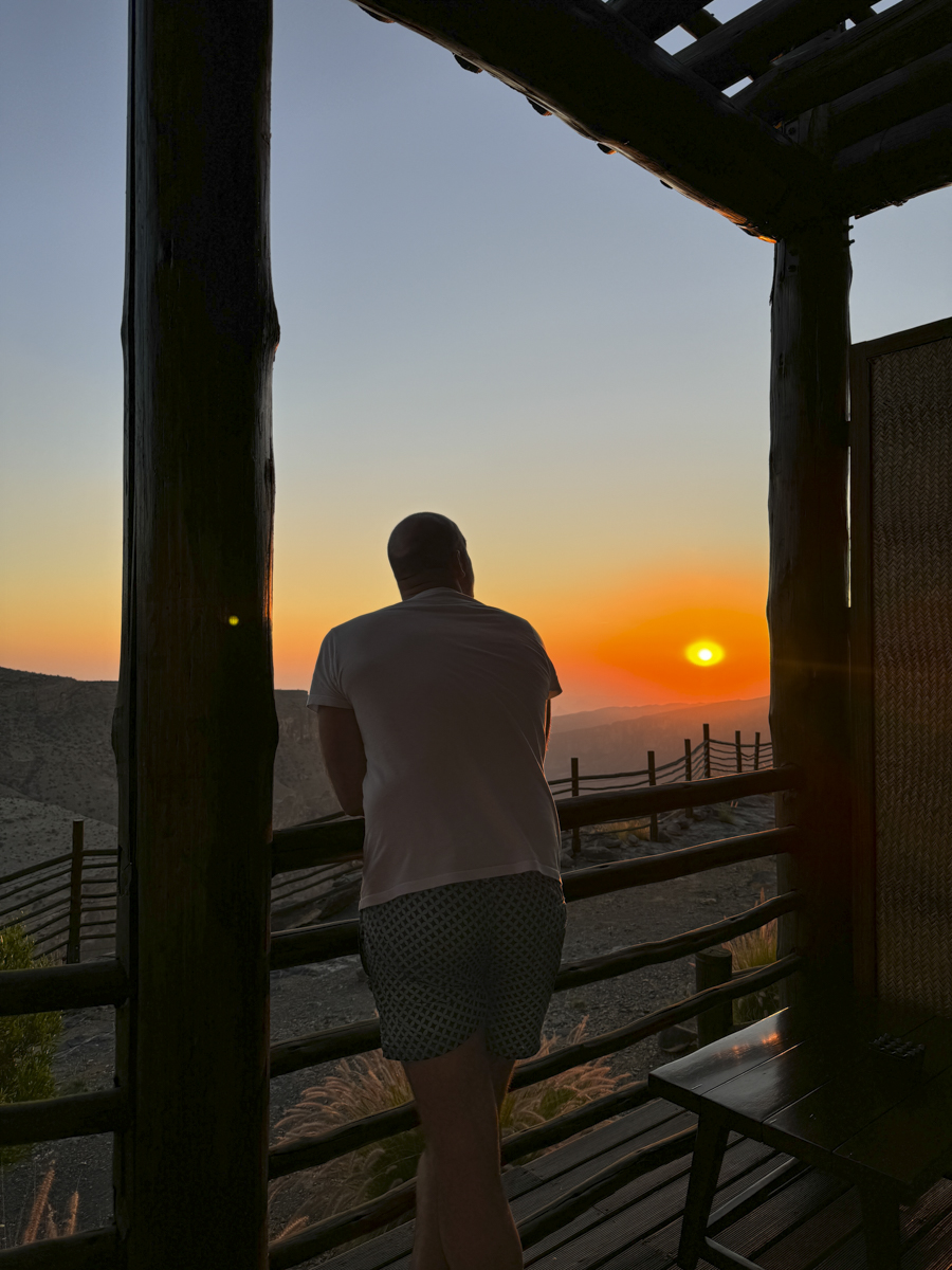 COCOtravel Oman Alila JabalAkhdar Sundowner