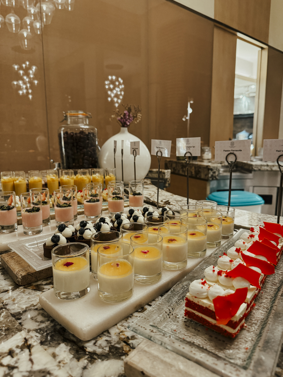 COCOtravel Oman JumeirahMuscatBay PeridotRestaurant 5 COCOtravel Oman JumeirahMuscatBay PeridotRestaurant 5