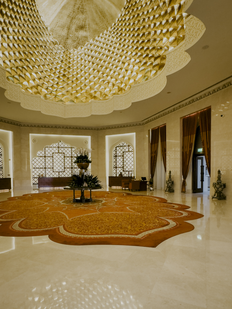COCOtravel Oman ShangriLa Lobby COCOtravel Oman ShangriLa Lobby