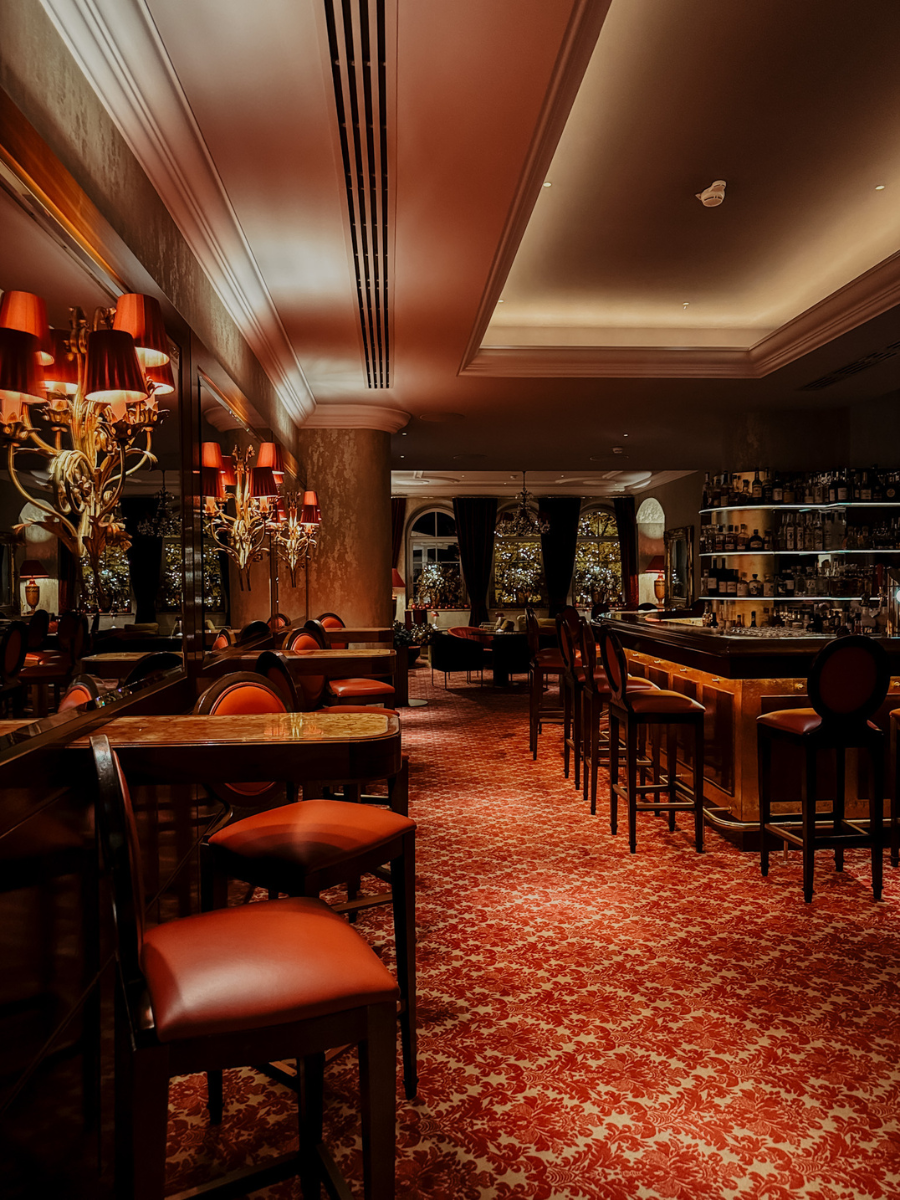 COCOtravel SchlossSeefels Schlossbar2