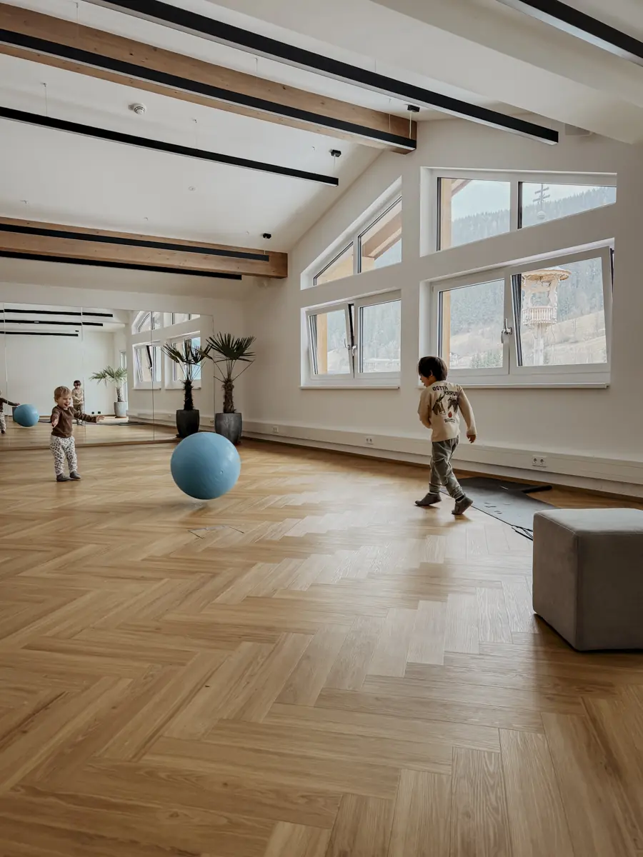 COCOtravel Oesterreich Kesselgrub Bewegungsraum 2