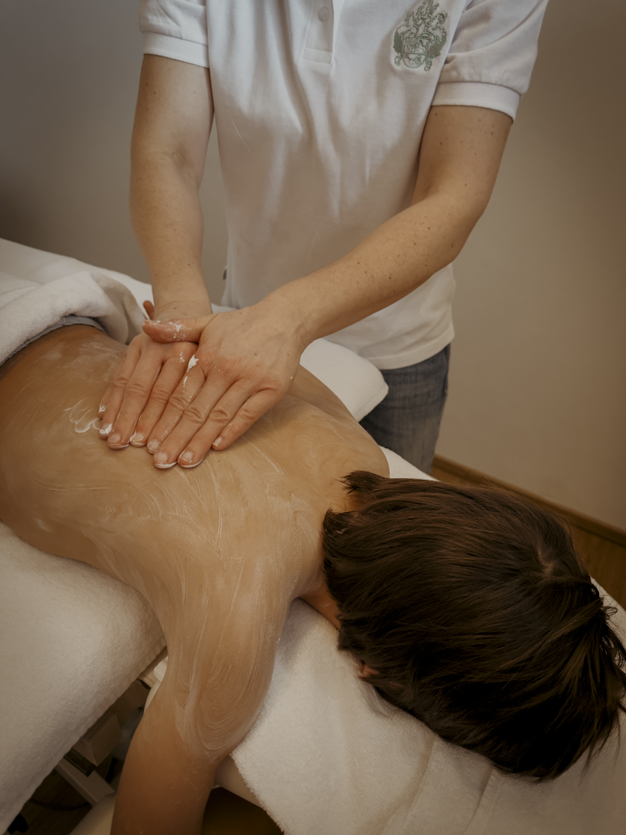 COCOtravel Oesterreich Kesselgrub Spa Kindermassage