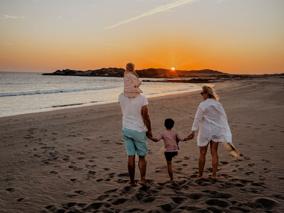 COCOtravel Oman AlilaHinuBay Beach 5.jpg