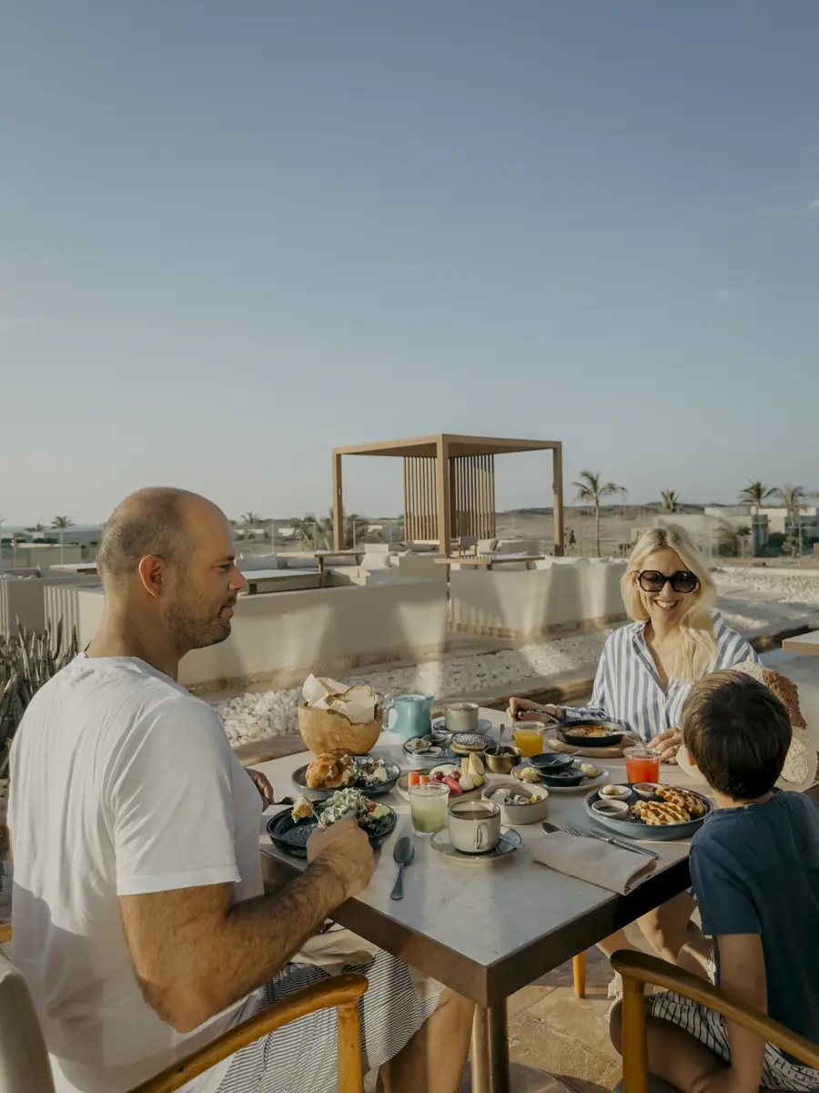 COCOtravel Oman AlilaHinuBay Restaurant TheOrchard Breakfast 5