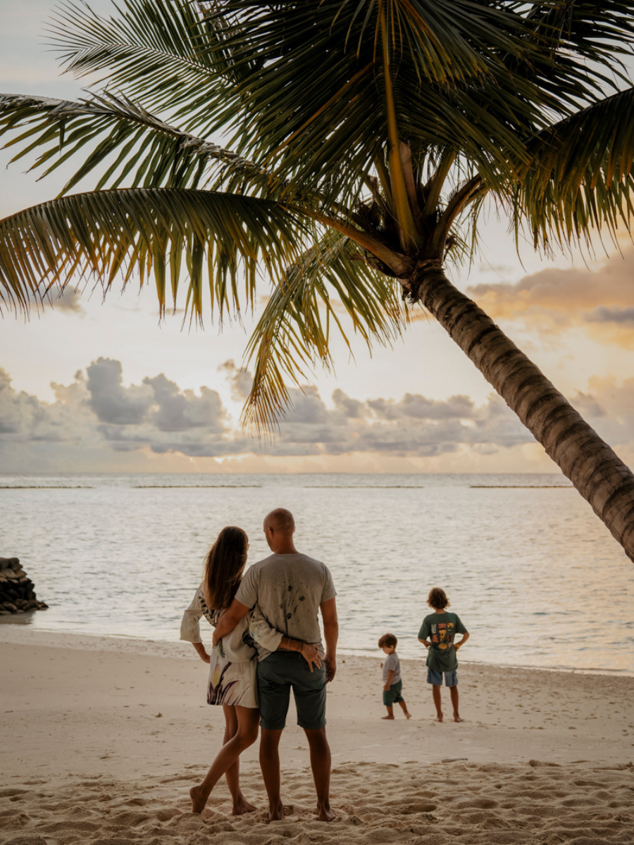 COCOtravel Malediven Nova Sunset Family229.jpg