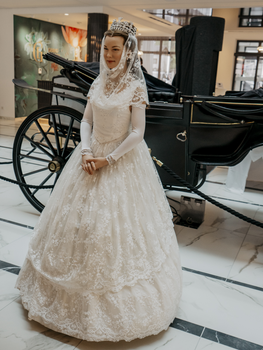 COCOtravel Oesterreich GrandElisabeth Sisi Wachsfigur 179