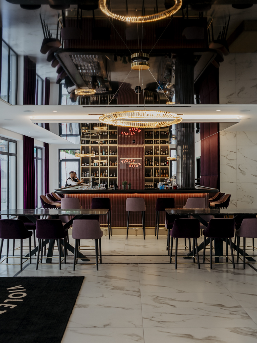 COCOtravel Oesterreich GrandElisabeth VioletHourBar 18