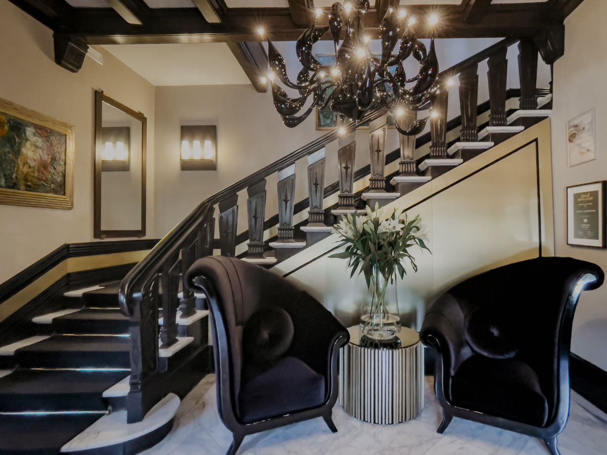 COCOtravel Suedtirol VillaEden Stiegenaufgang 2