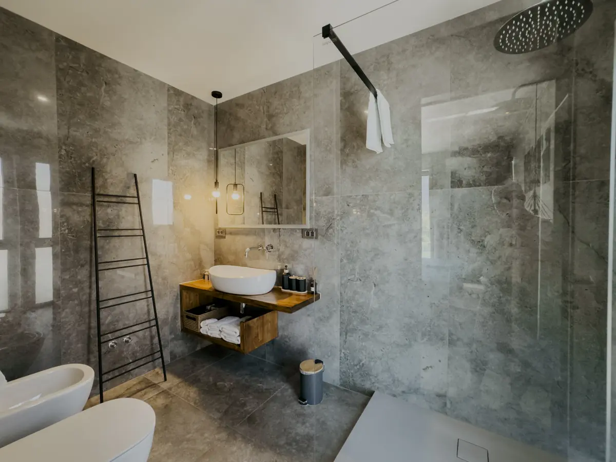 COCOtravel Kroatien Krk VillaBesca Badezimmer3