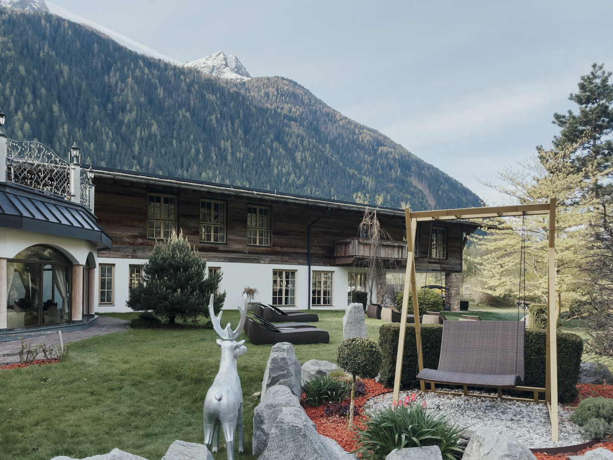 COCOtravel Oesterreich Jagdhof AussenbereichGarten COCOtravel Oesterreich Jagdhof AussenbereichGarten