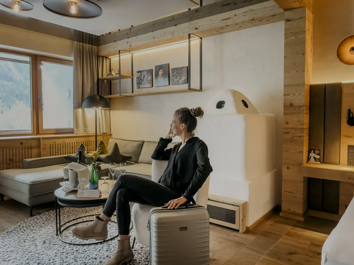 COCOtravel Oesterreich Jagdhof DeluxeZimmerKoffer2