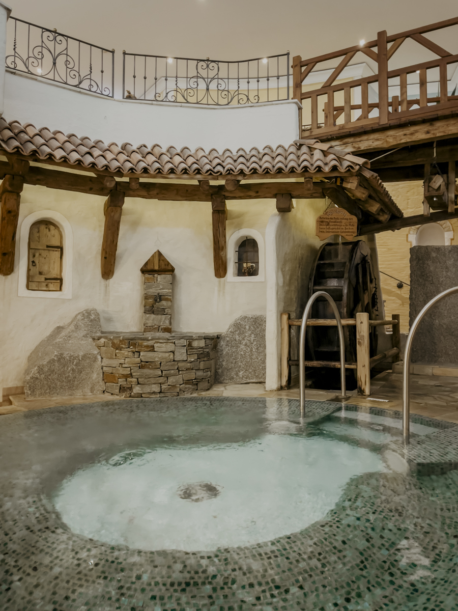 COCOtravel Oesterreich Jagdhof Whirlpool2 COCOtravel Oesterreich Jagdhof Whirlpool2