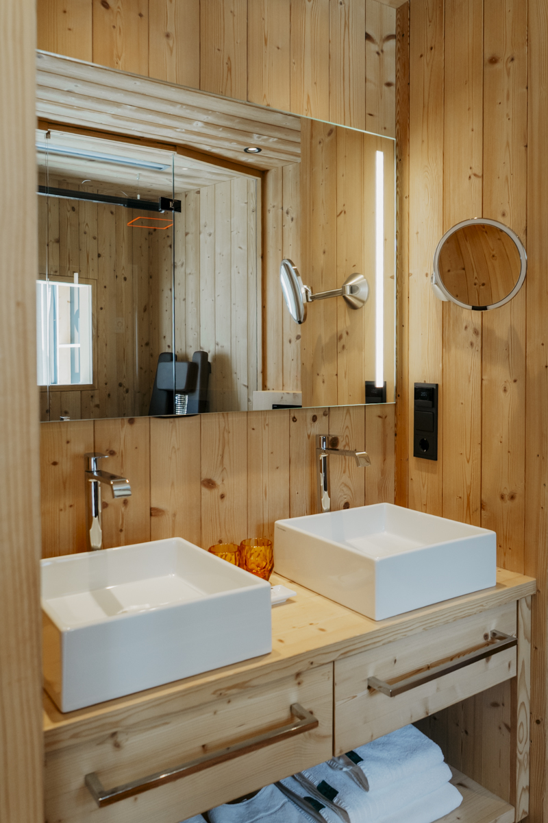 COCOtravel Suedtirol SkyiewChalets Chalet Bad 8 COCOtravel Suedtirol SkyiewChalets Chalet Bad 8