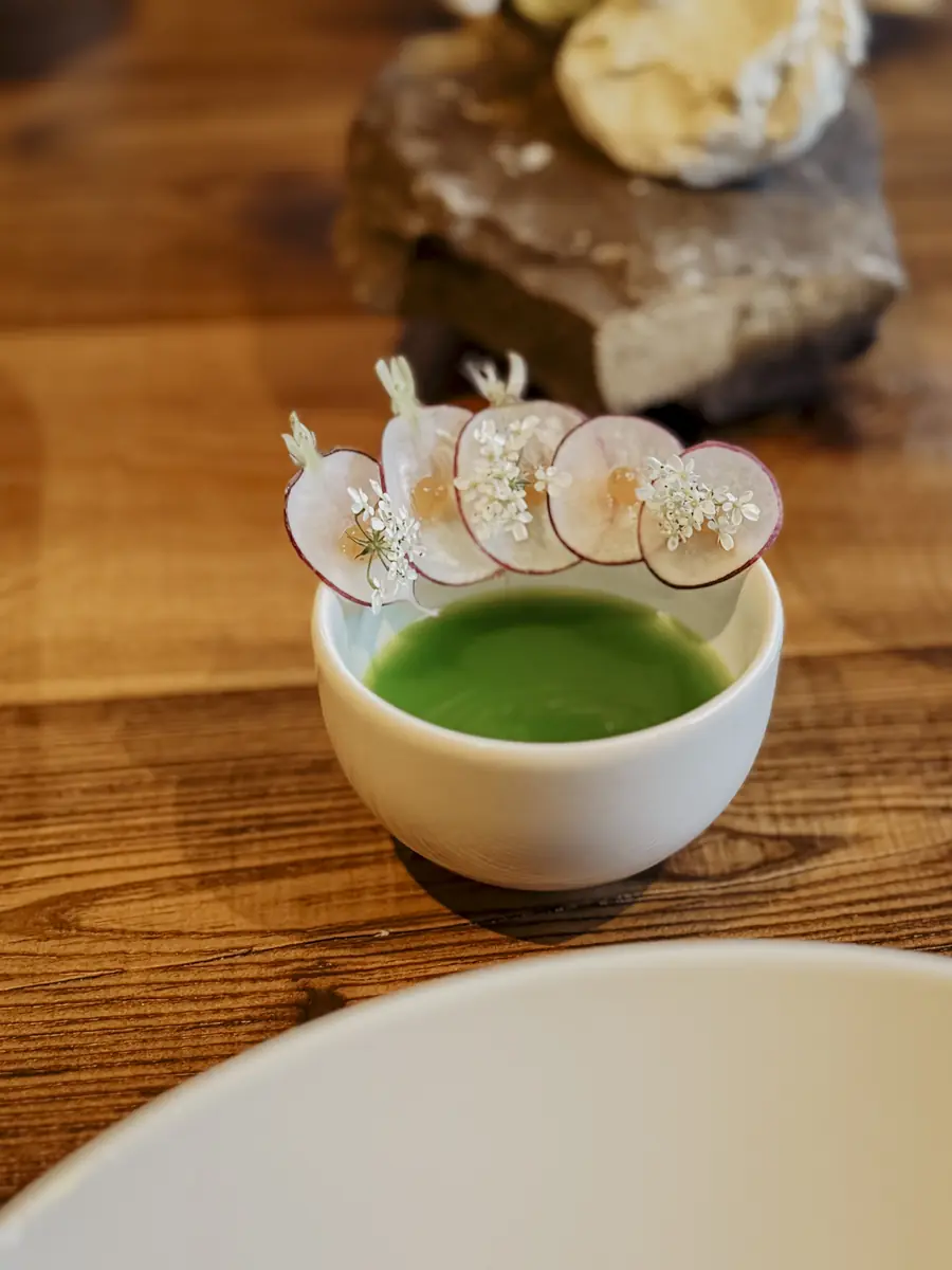 COCOtravel Suedtirol SkyiewChalets Hebbos Spring Menu 33 COCOtravel Suedtirol SkyiewChalets Hebbos Spring Menu 33